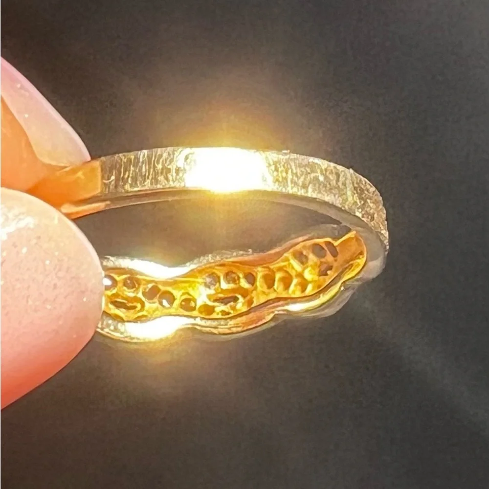 14K Diamonds Elegant Gold Braided Ring size 6.5-7 - Picture 9 of 10